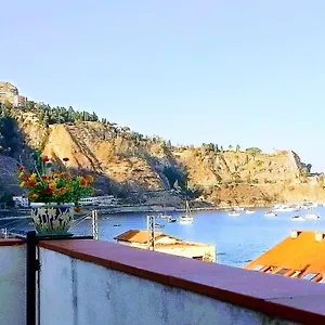 Cundari , Taormina Olaszország